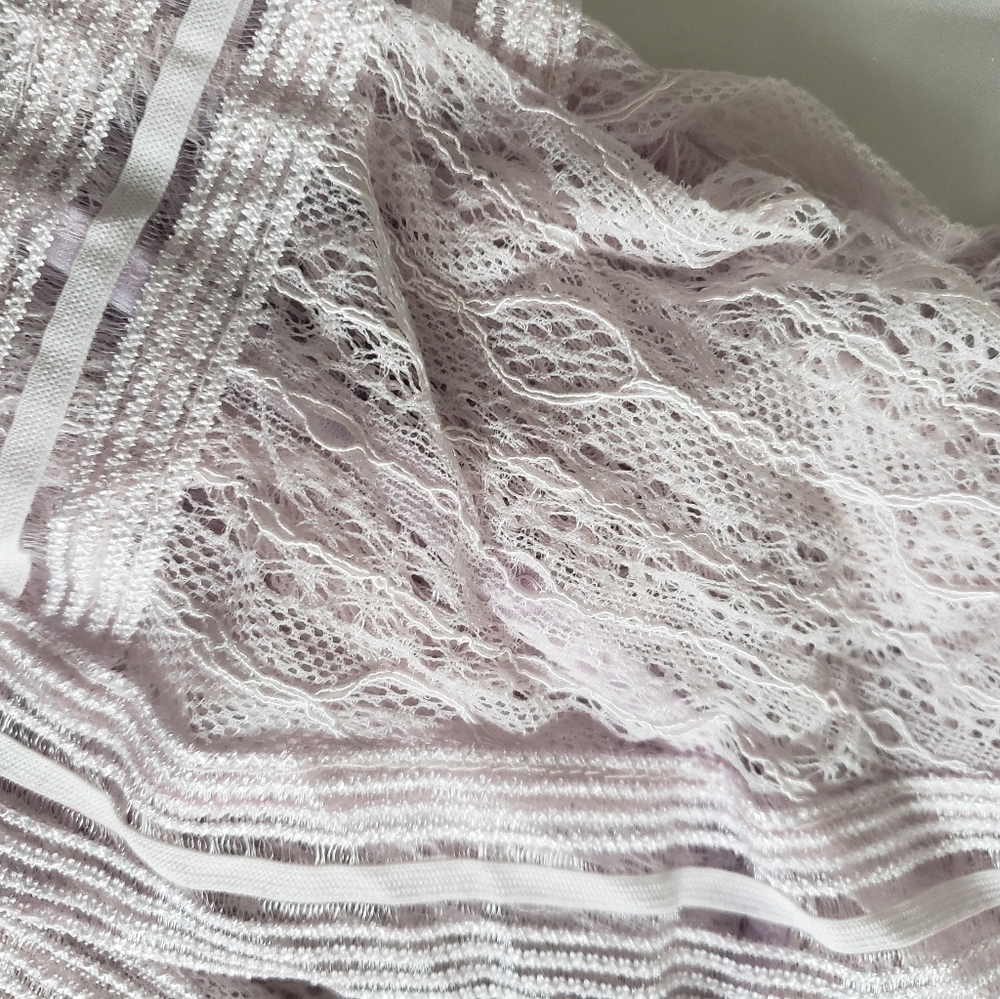 Long Sleeves Lace Bodysuit - Picture 9 of 9